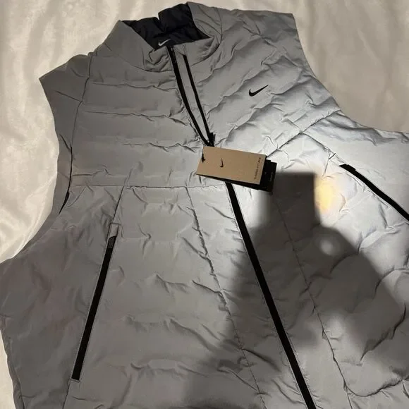 Nike Running Division Therma-Fit ADV Reflective Running Vest